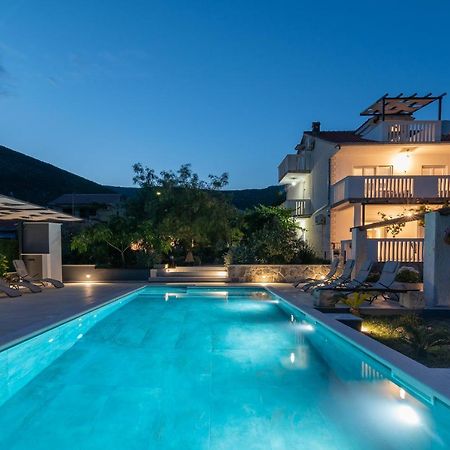 Apartments Dobrila Kaštel Novi 외부 사진